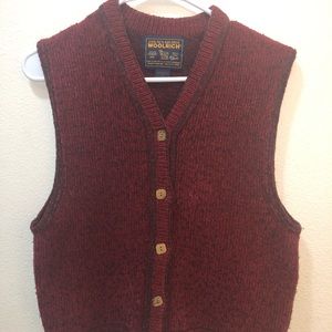 Woolrich red vest with cork button